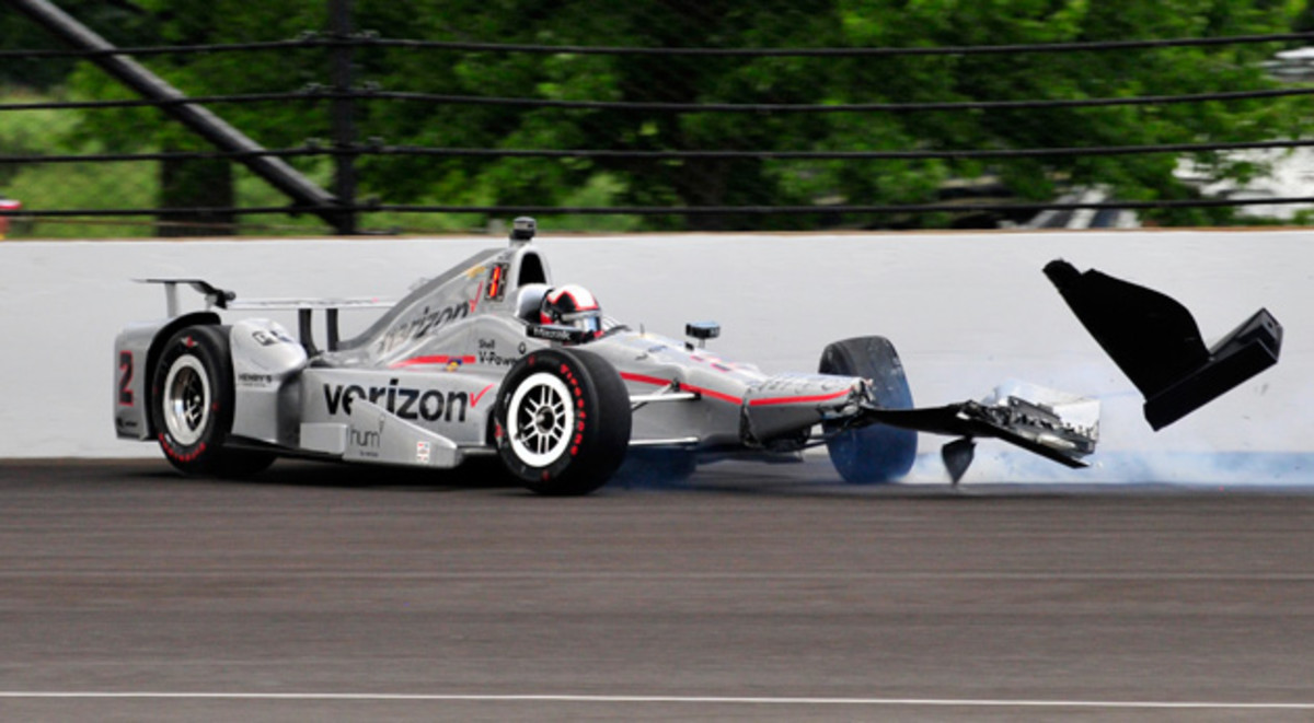 Montoya-Crash-John-Maxwell-AP.jpg